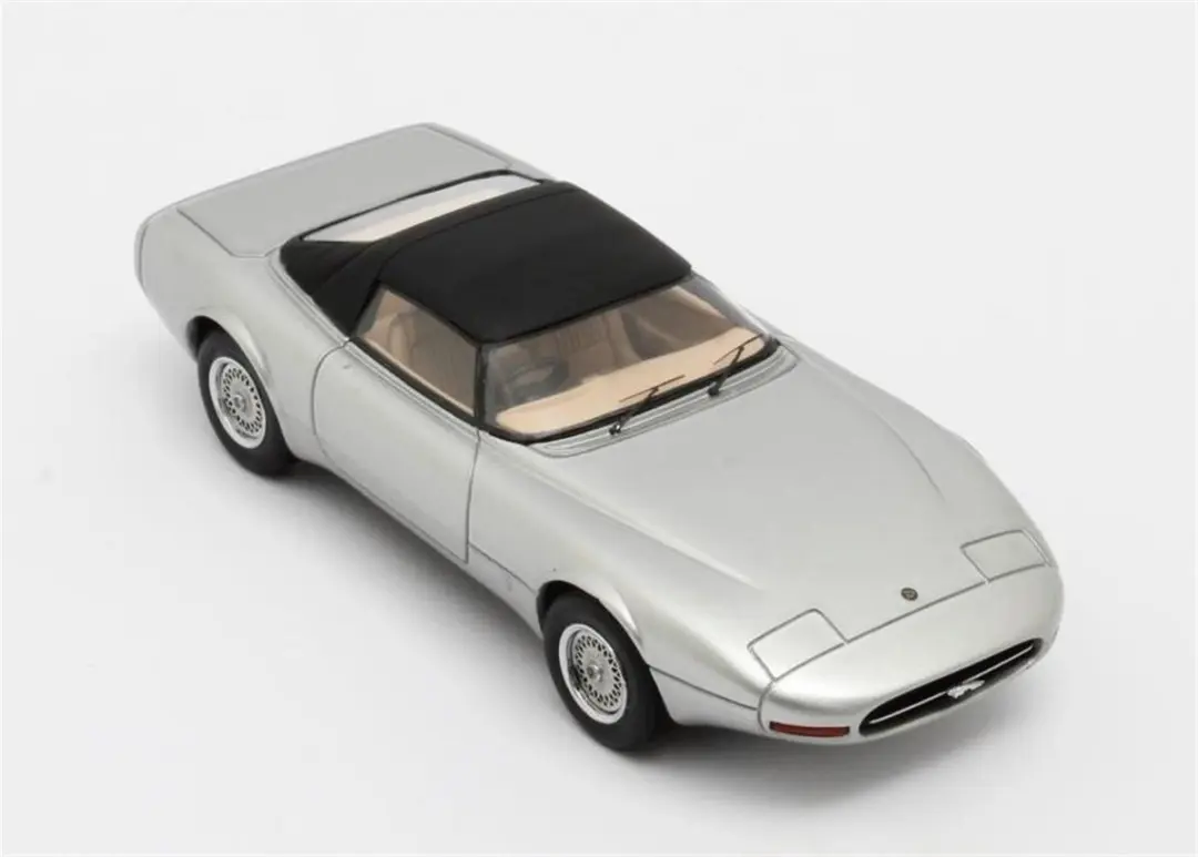Jaguar XJ Spider Concept Pininfarina 1978 - 1:43 - Zilver