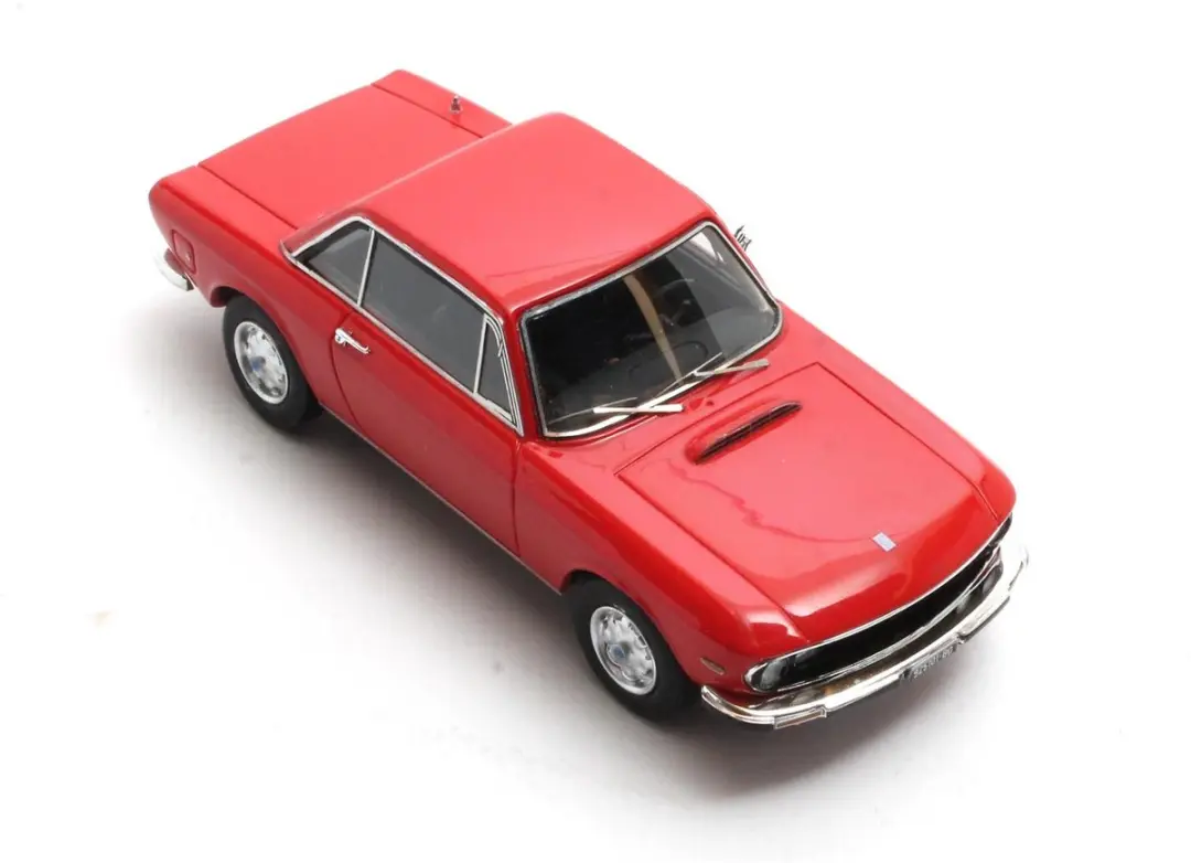 Matrix Lancia Fulvia Coupé Series III 1974-1976 - 1:43 - Rood