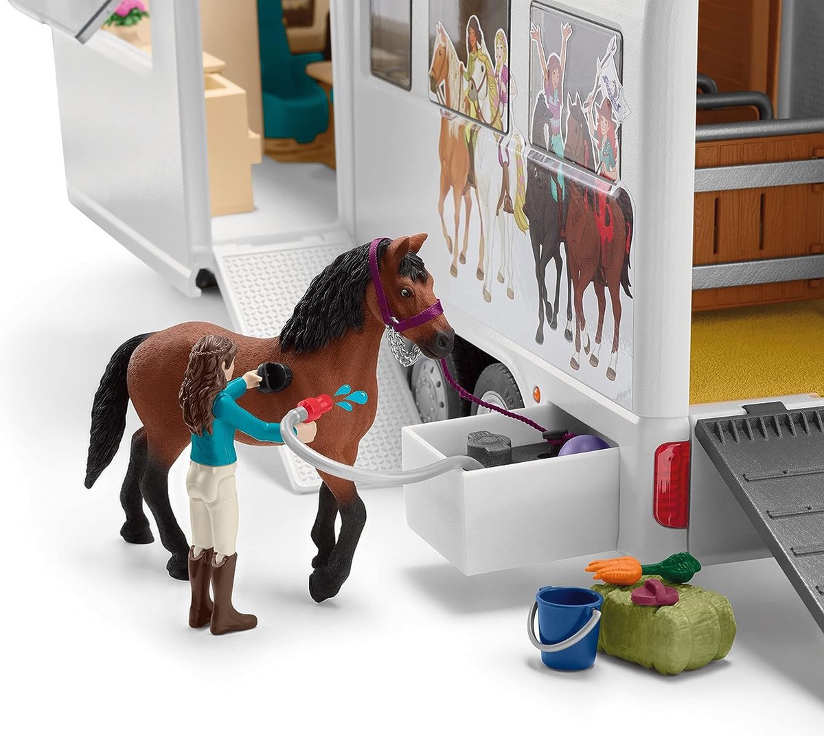 Schleich Horse Club - Paardentransportwagen, paardentransporter + accessoires 5+