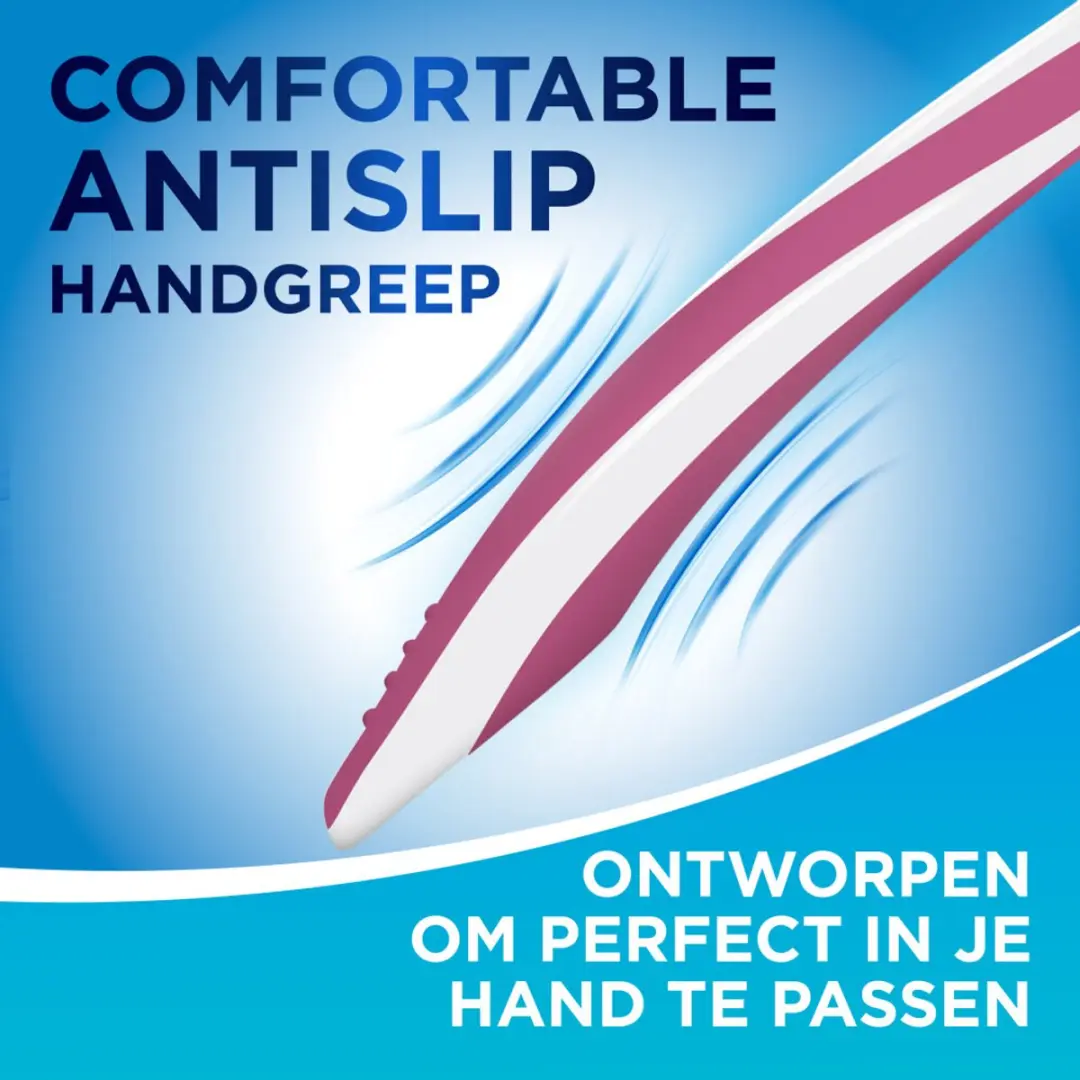 Aquafresh Clean Control Medium Tandenborstels - 3 Stuks