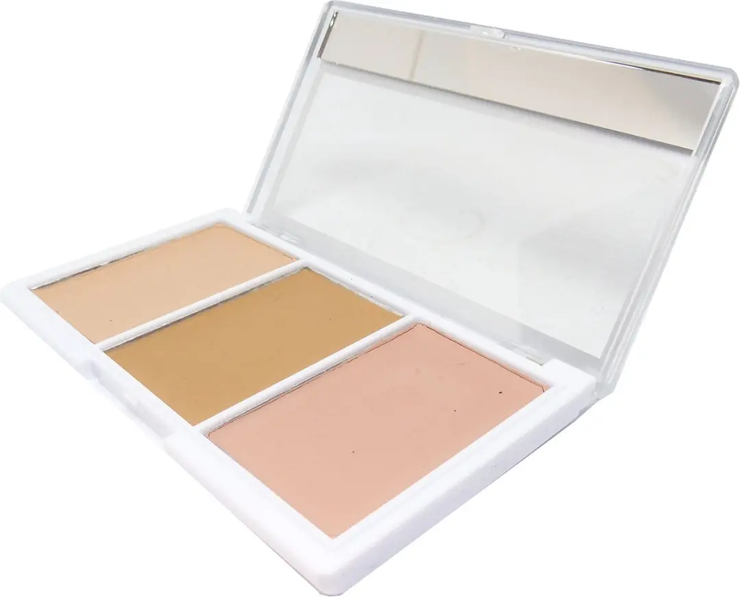 MUA Pro-Base Conceal & Brighten Kit