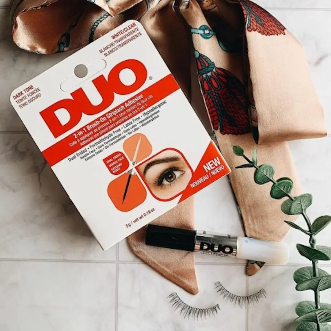 Duo 2-in-1 Brush-On Striplash Lijm - 4x20g