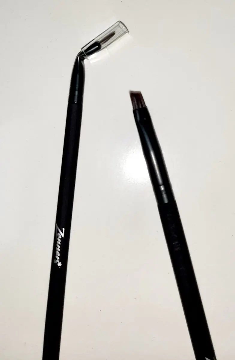 Zenner Eyeliner & Wenkbrauwkwast 003833 - 2 Stuks - Zwart