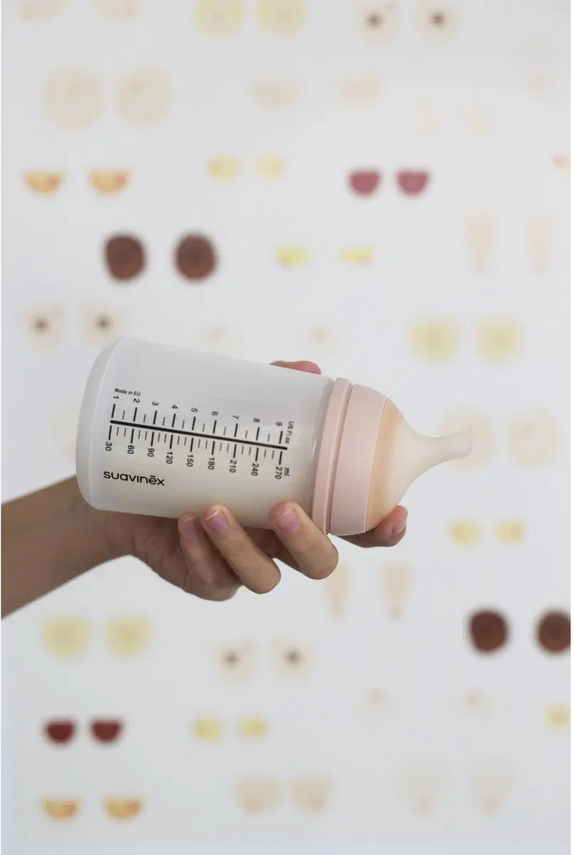 Suavinex Zero.Zero Anti-Colic Medium Flow Zuigfles 270ml - Transparant met zalmroze