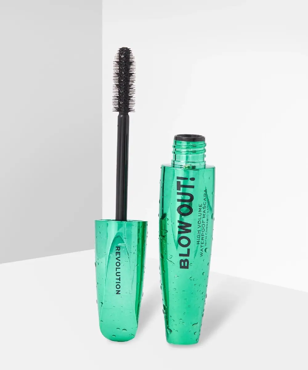 Makeup Revolution Good Vibes Blow Out Waterproof Mascara - Zwart