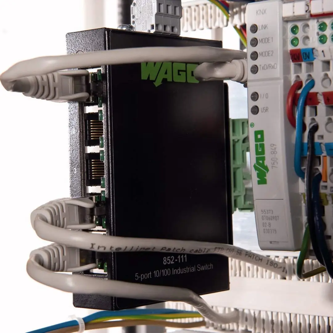 Wago 852-111 Fast Ethernet Switch - Zwart
