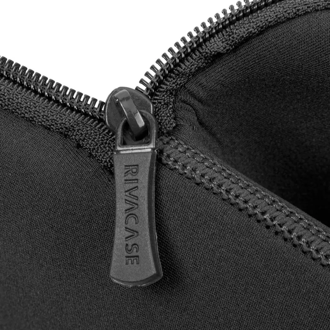 RivaCase 5226 Antishock Laptophoes 15.6" - Zwart