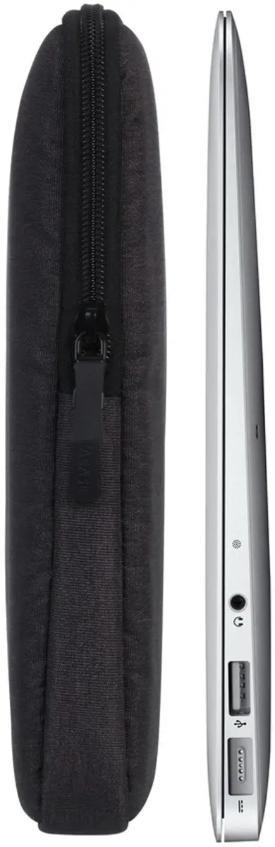 RivaCase Suzuka 14" Laptophoes - Zwart - MPN 4260403575208