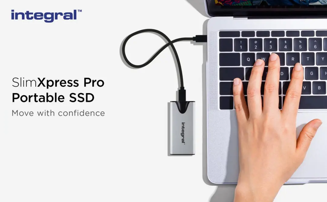Integral SlimXpress Pro INSSD2TPORT3.2SLIMXS SSD 2TB - Thunderbolt - Zilver