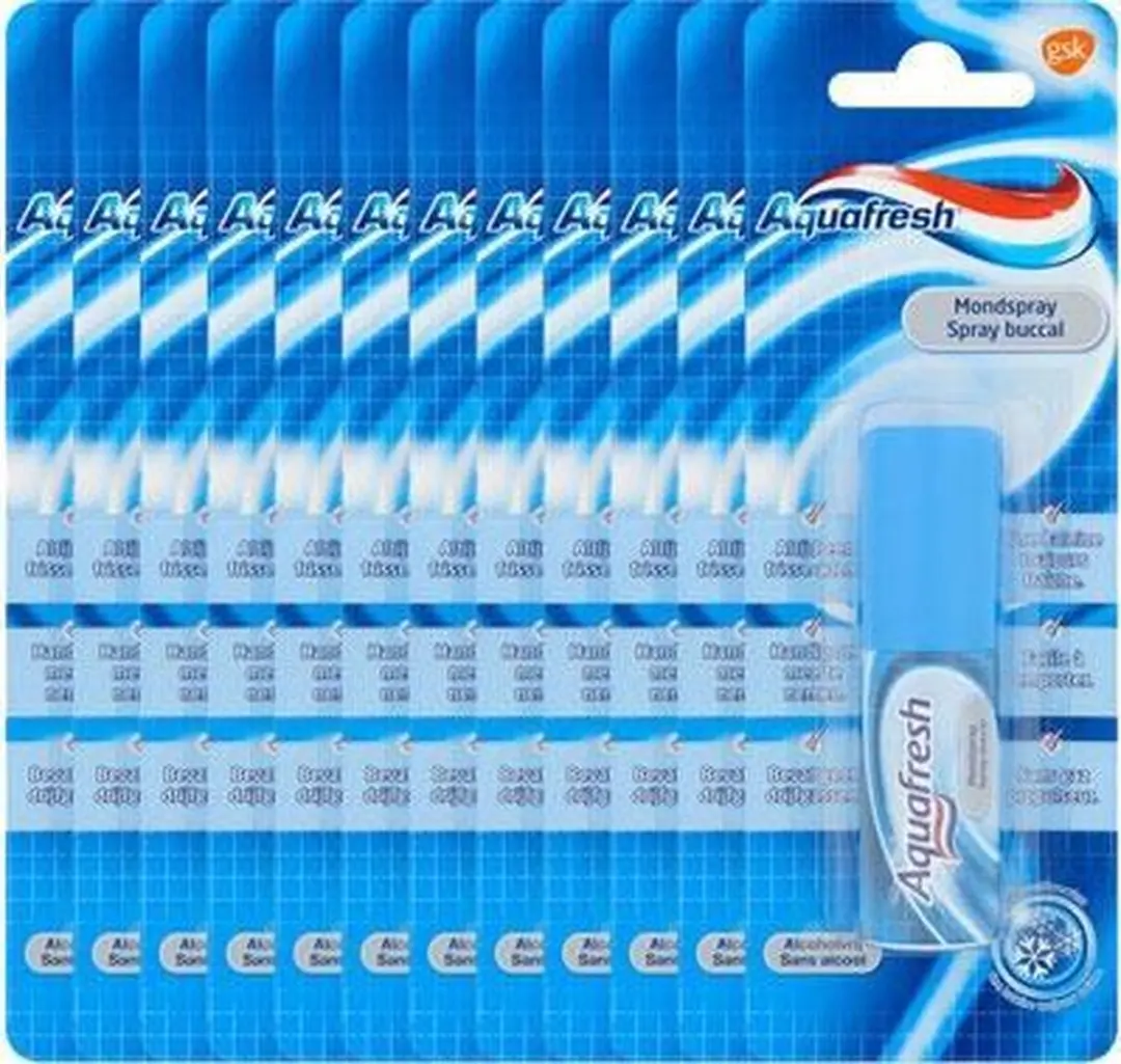 Aquafresh Mondspray Voordeelverpakking 12 Stuks