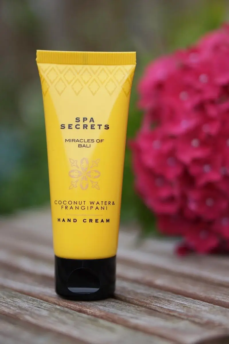 Soul Secrets Coconut Water & Frangipani Handcrème 75ml