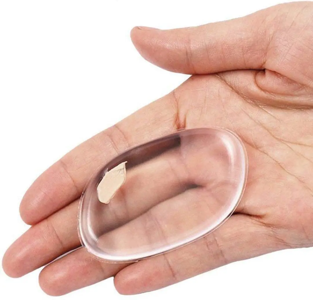 Beauty Essentials Ronde Siliconenspons Transparant 6x4cm