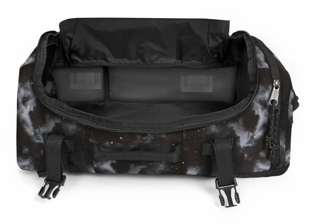 Eastpak Carry Pack Duffel Backpack 30L EK0A5BHJ - 17 inch - Zwart