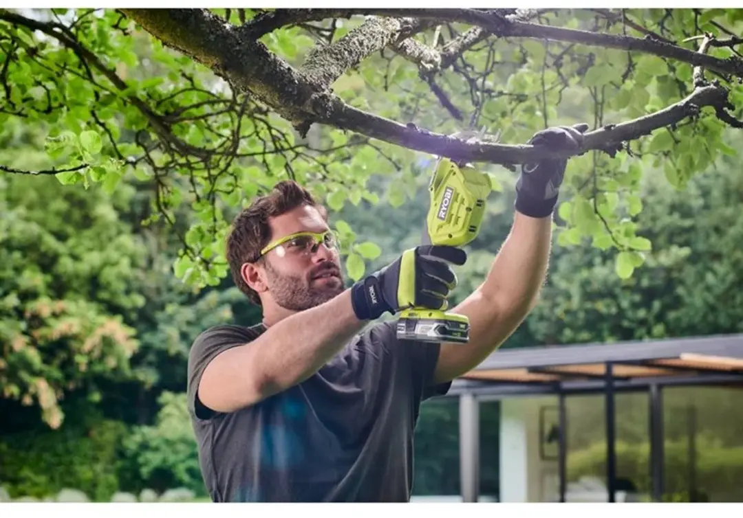 Ryobi ONE+ 18V 15cm Snoeizaag - Hout