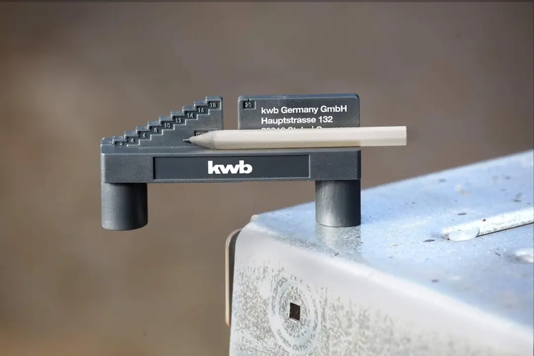 KWB Middenzoeker 757800 - met potlood en magneet