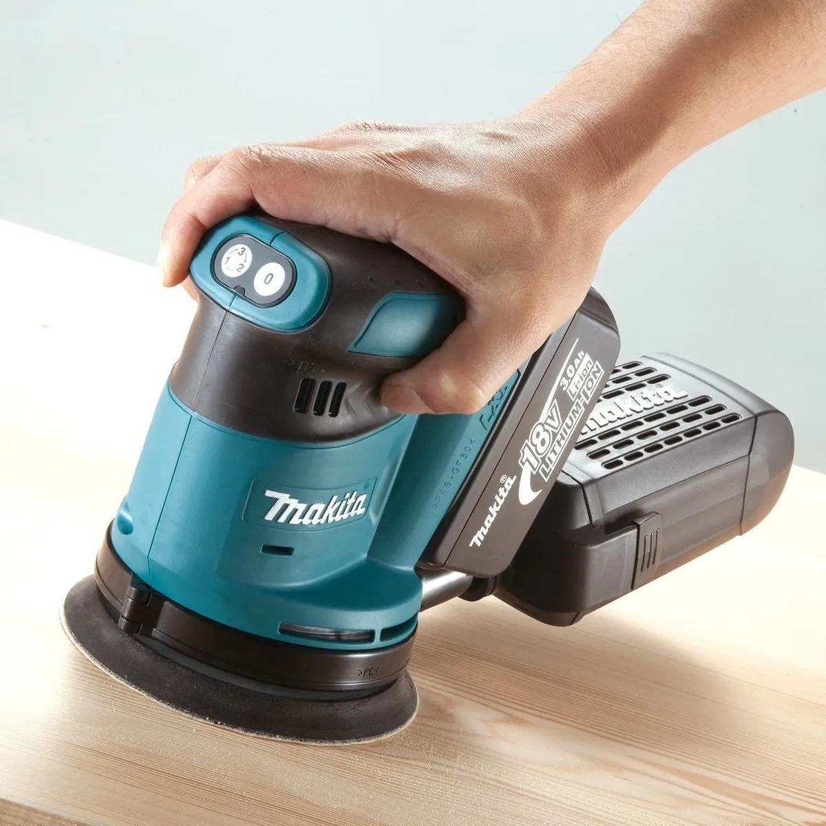 Makita DBO180ZJ Accu Excenterschuurmachine 18V - afbeelding 6 van 6