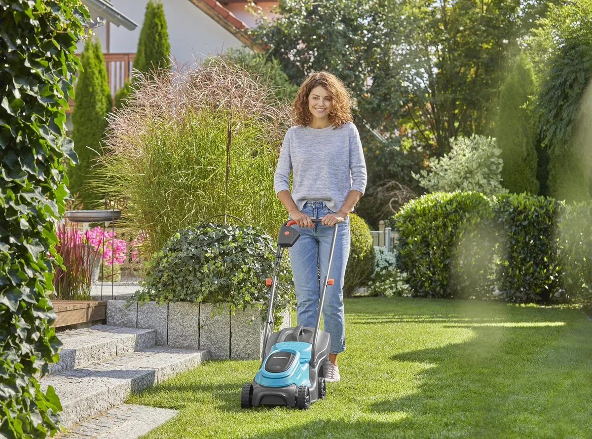 Gardena PowerMax 30/18V Grasmaaier - 30cm Snijbreedte - 25L Opvangbak