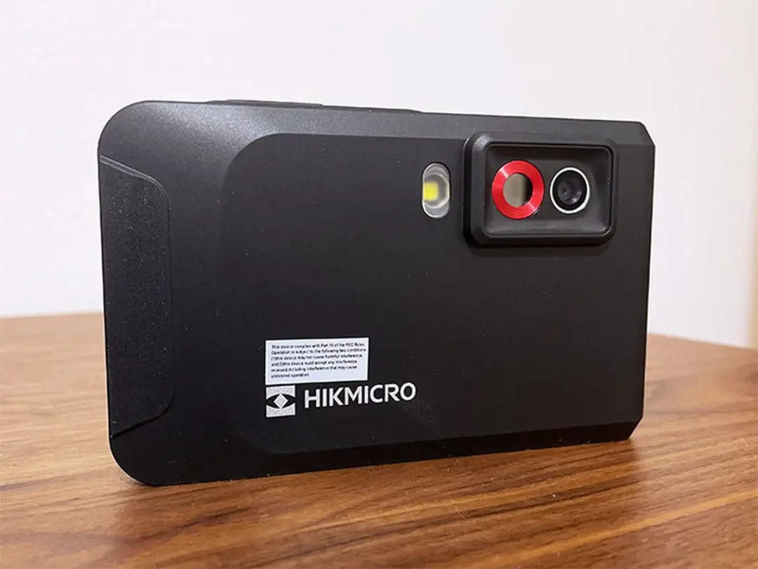 HikMicro PocketE Warmtebeeldcamera 96x96 - 25Hz - 320x240 Touchscreen - Zwart