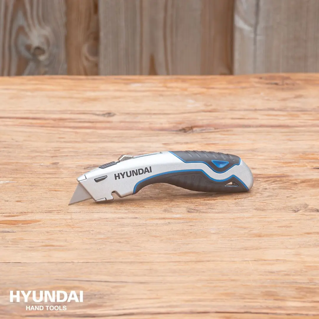 Hyundai Universeel Mes 18mm SK5 - 3 Stuks - 2 Reservemesjes