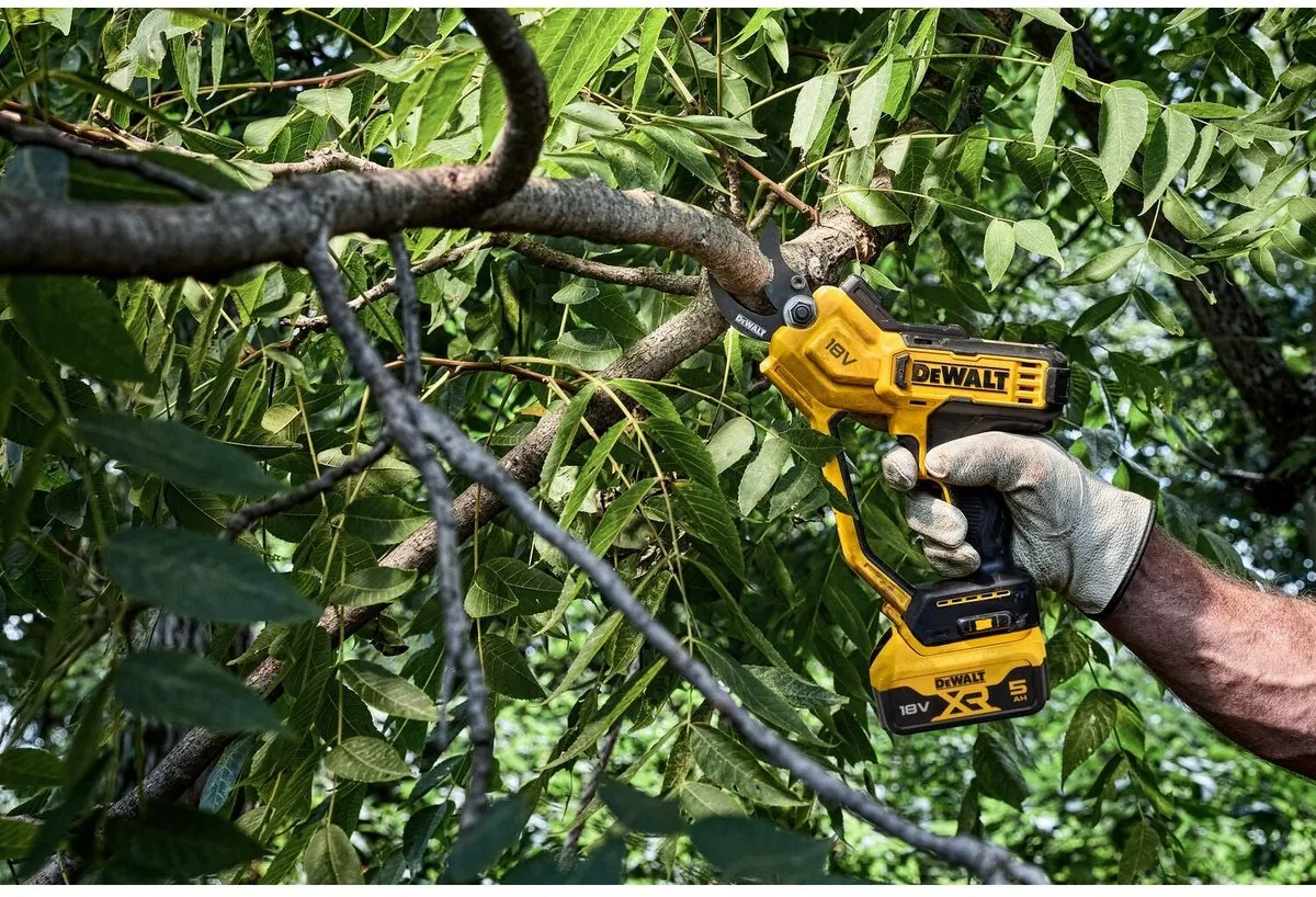 DeWalt DCMPP568N Accu Snoeischaar 18V XR - afbeelding 6 van 6
