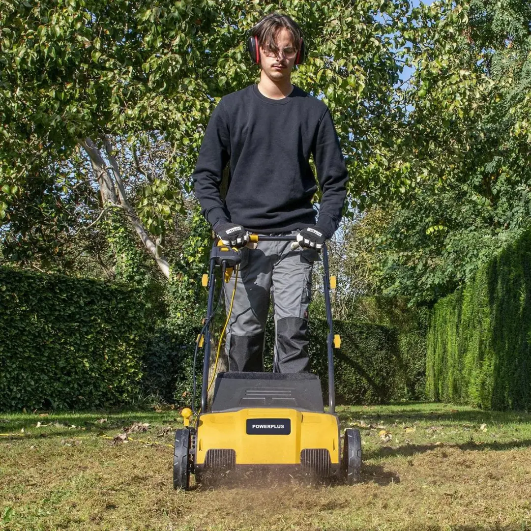 Powerplus POWXG75130 Verticuteermachine 1300W - 320mm Snijbreedte - afbeelding 6 van 6