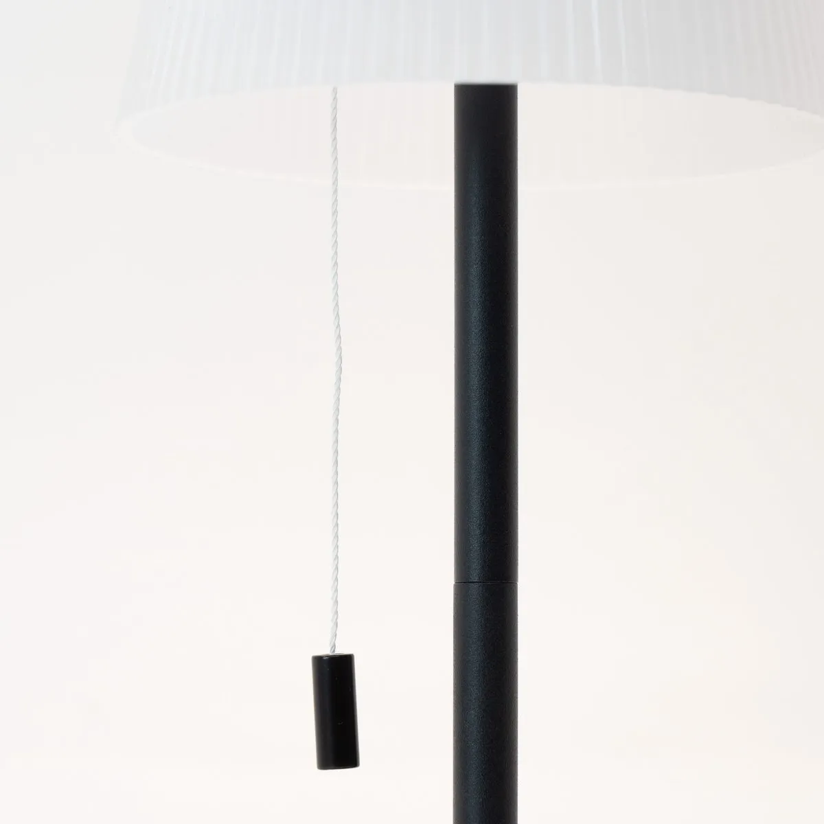 Eglo Scordiano Oplaadbare Tafellamp - Zwart - 22u - Solar