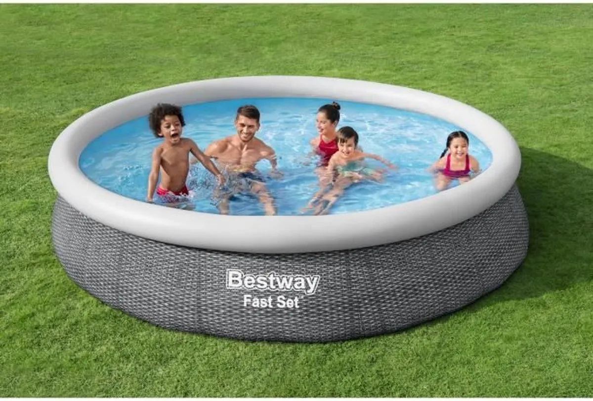 Bestway Opblaaszwembad 5377L - 366x76cm - Grijs