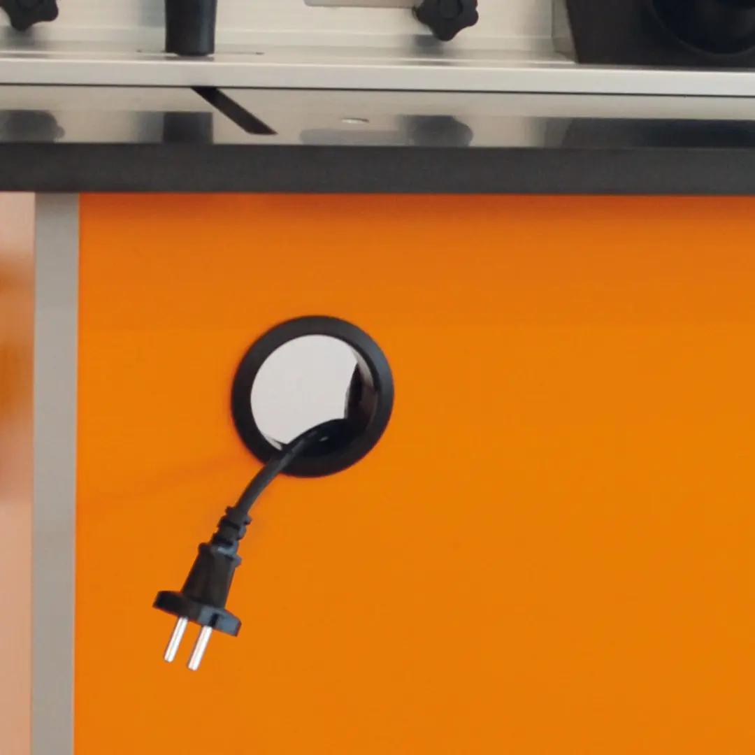 CMT Freestafel met bovenfreesmachine - o.a. beukenhout