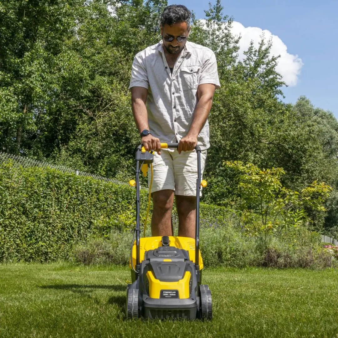 Powerplus POWXG62205T Tuingereedschapset - Grasmaaier 320mm & Trimmer 250W