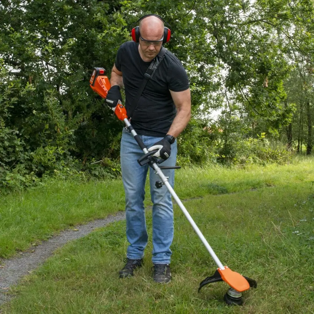 Powerplus Dual Power 4-in-1 Tuingereedschap POWDPG75530
