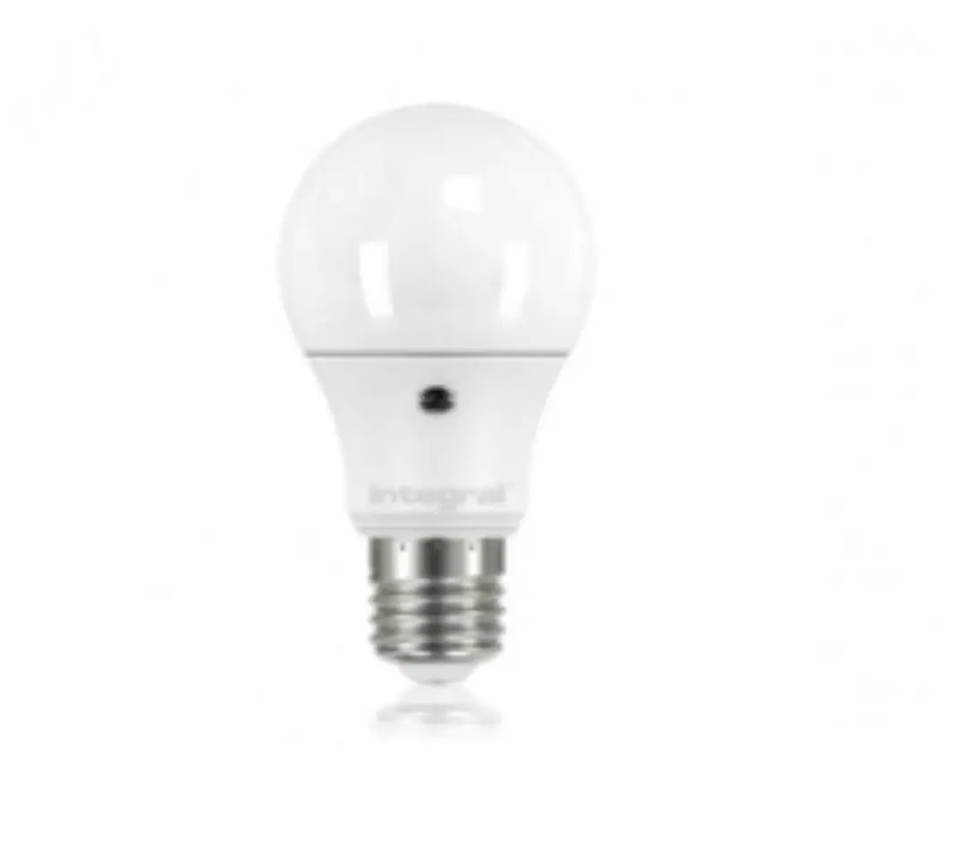 Integral E27 Dag/Nacht Sensor LED 4,8W 470 Lm - 3 Stuks - Mat