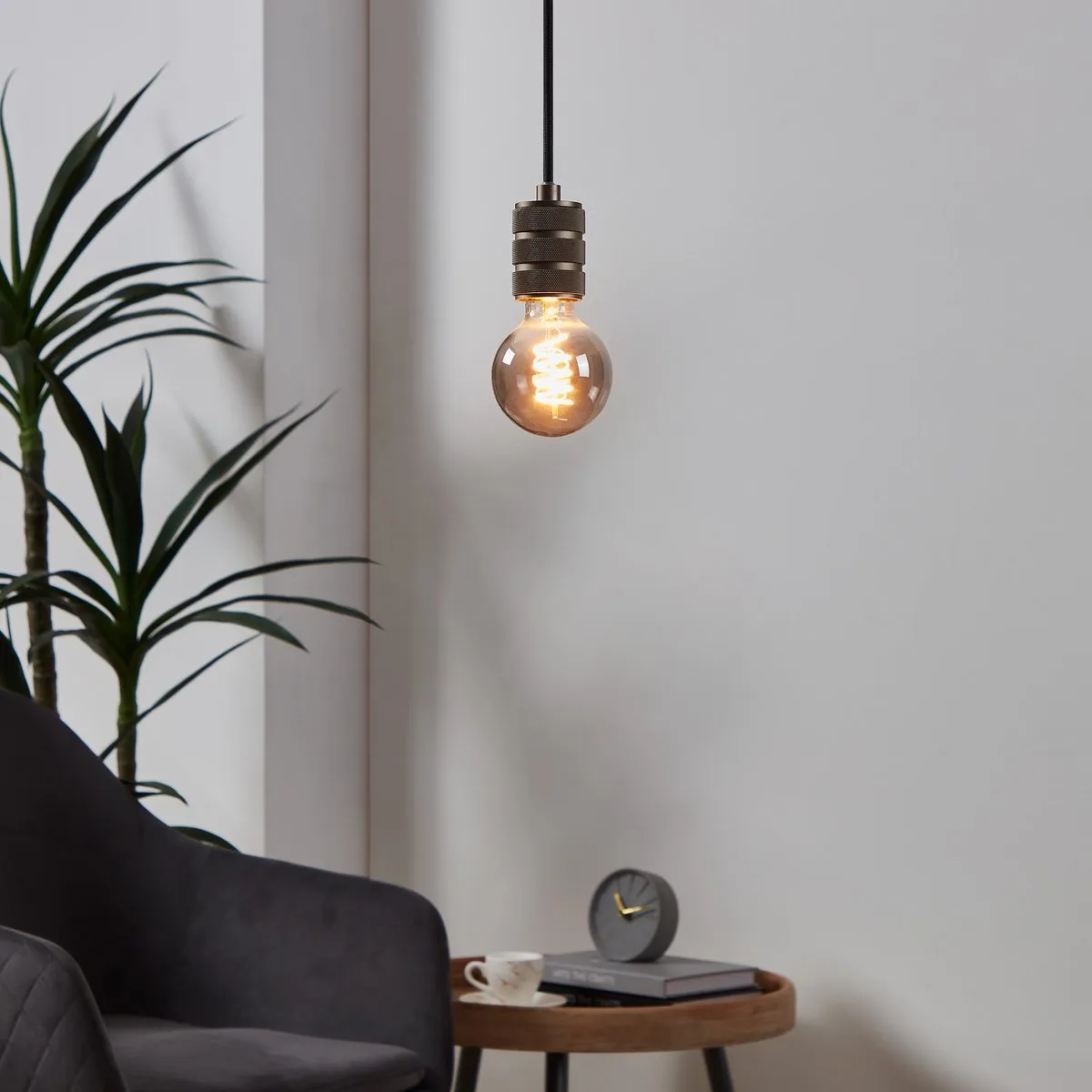 Eglo LED Lamp E27 Rookglas Ø9,5cm 2000K - Dimbaar