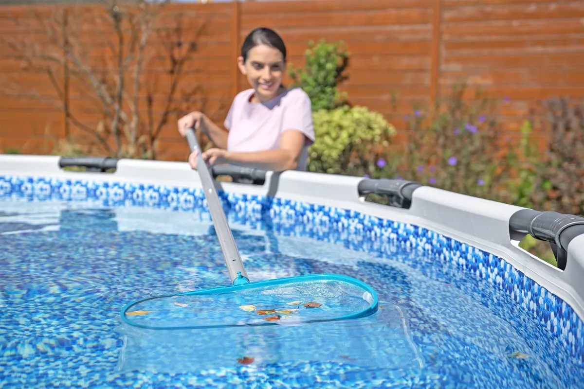 Bestway AquaSurge 58831 Onderhoudskit - Stofzuiger & Skimmer Grijs/blauw - afbeelding 6 van 6