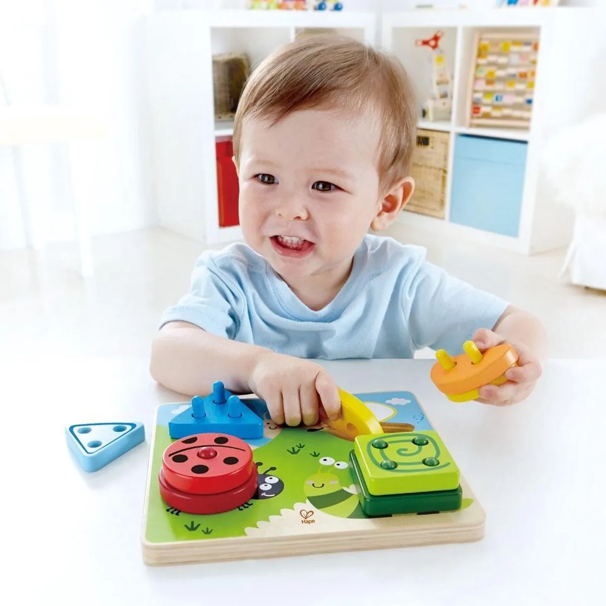 Hape Build-a-Bug Vormensorteerder Multicolor