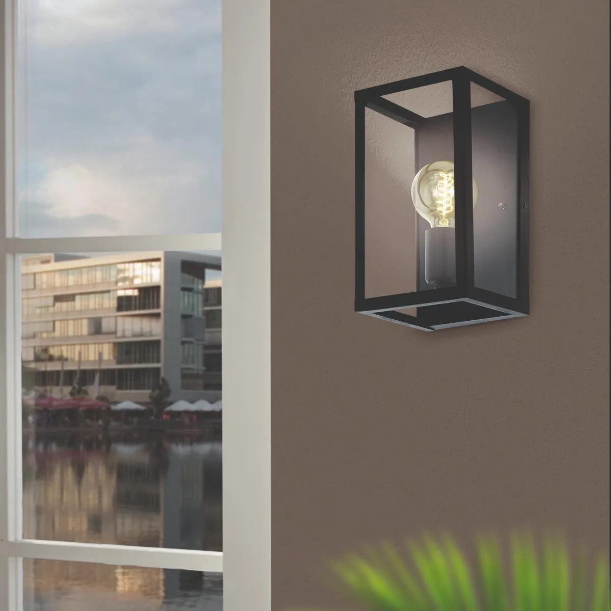 Eglo Charterhouse Wandlamp E27 - 28cm - Zwart