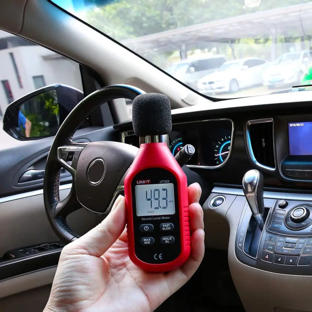 UNI-T UT353 Geluidsmeter - Rood