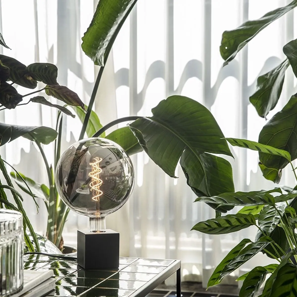 Calex Kalmar XXL Titanium E27 LED Lamp 5W - Rookglas