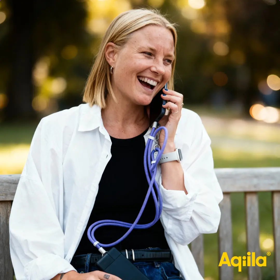 Aqiila 2-in-1 Lightning naar USB-C Lanyard 30W - Paars - afbeelding 6 van 6