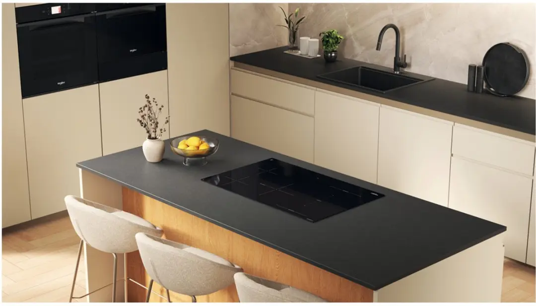 Whirlpool WTX8017DCF2 Inductiekookplaat 80cm - 5 Zones - Zwart