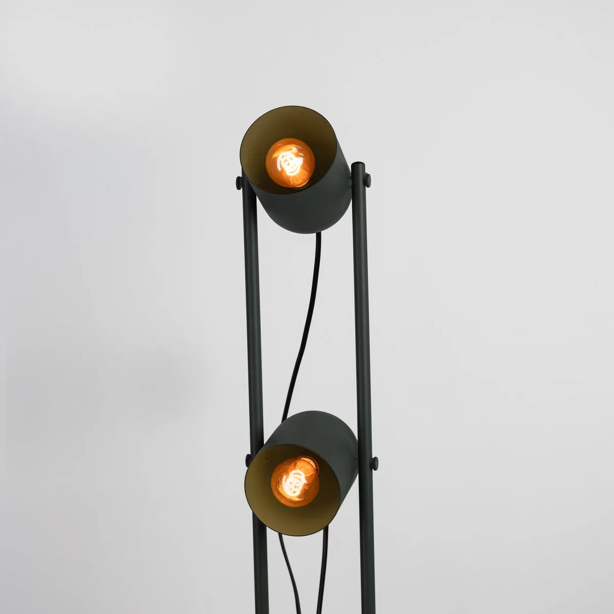 Eglo Tilston Vloerlamp E14 - 142.5 cm - Zwart - Kantelbaar