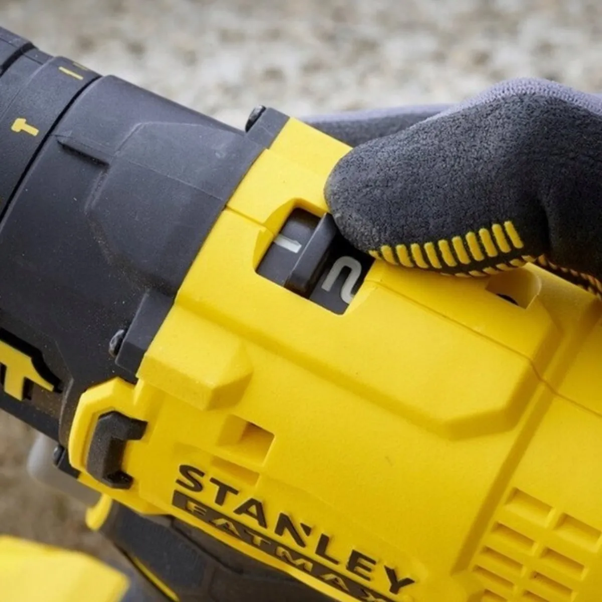 Stanley 18V ACCU-klopboor-/schroefmachine SFMCD711C2K-QW - 2x 1,5Ah
