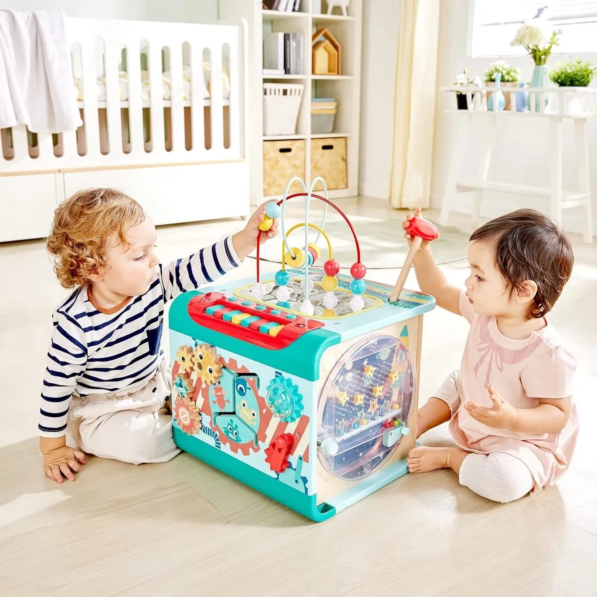 Hape Magischer Motorikwürfel 694347 - Speelkubus - 2 Ballen