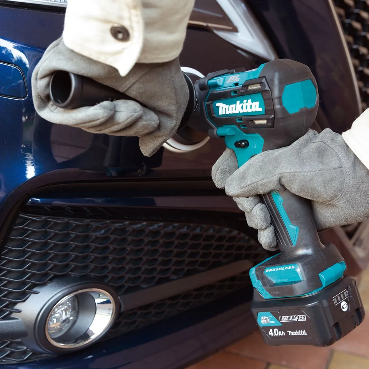 Makita PV301DZ Polijstmachine 12V - 7 Accessoires
