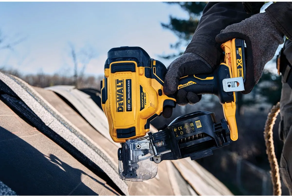 DeWalt DCN45RND2 Rolspijktacker 18V - 2x 2.0Ah accu - 19-45mm - afbeelding 6 van 6