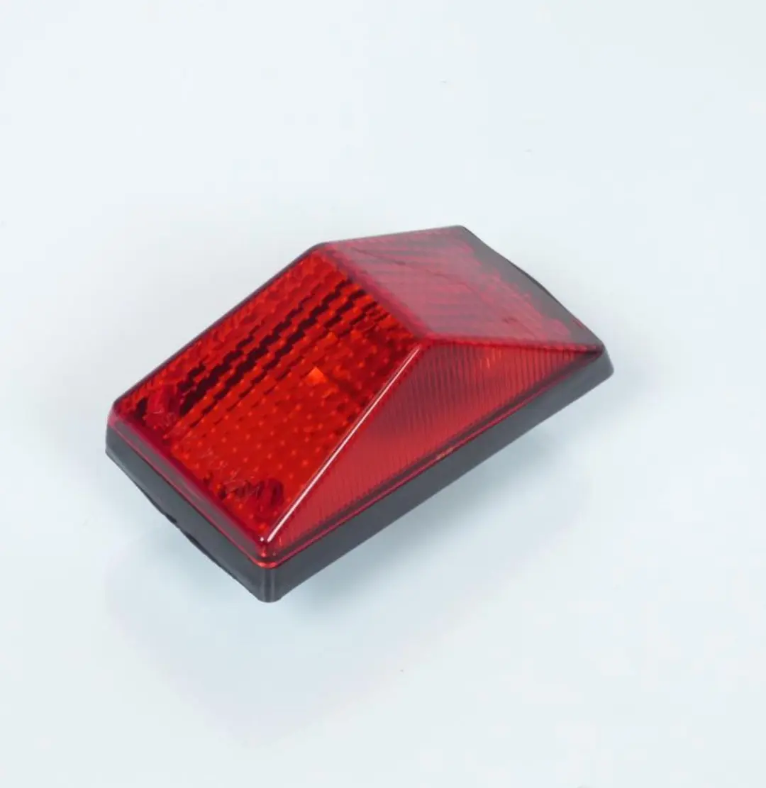Replay YM-2254 Achterlicht - Rood