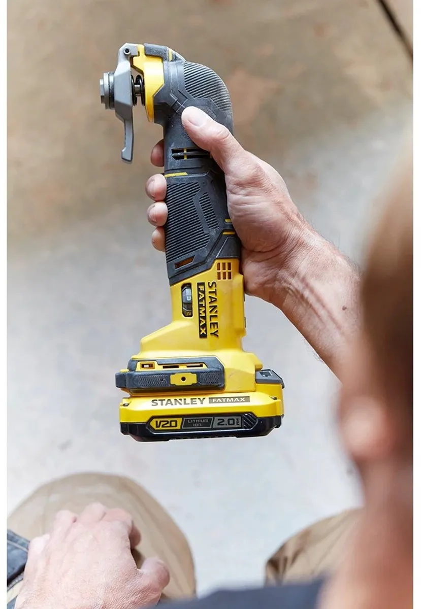 Stanley FatMax V20 SFMCE500B-XJ Oscillerende Multitool - 5 Accessoires