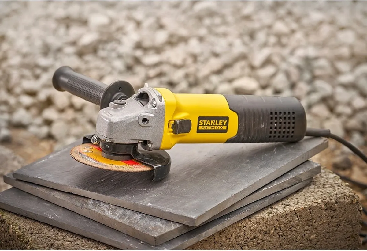 Stanley Fatmax FMEG225VS Haakse Slijper 1100W - 125mm Metaal - afbeelding 6 van 6
