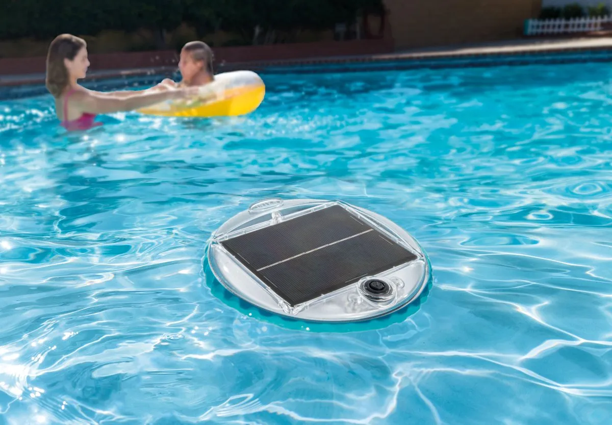 Intex Solar Powered LED Drijflamp 28695 - Wit