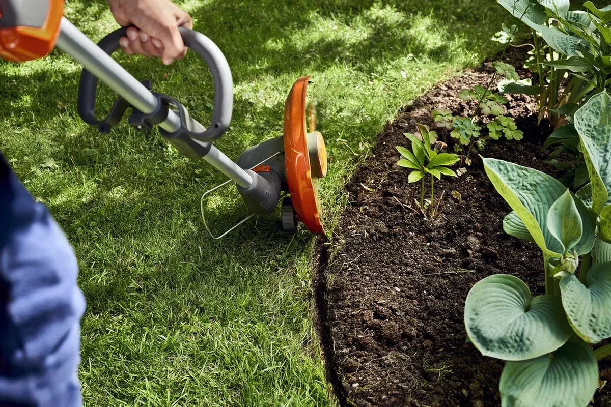 Husqvarna 110iL Grastrimmer - 300mm - 2000mAh
