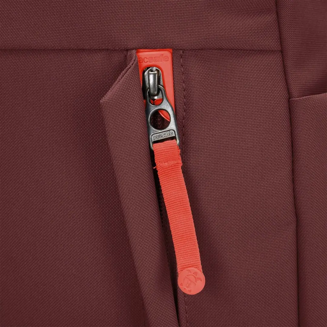 Pacsafe GO Rugzak 15L - Laptop 13" - Anti-diefstal - Gerecycled - Rood